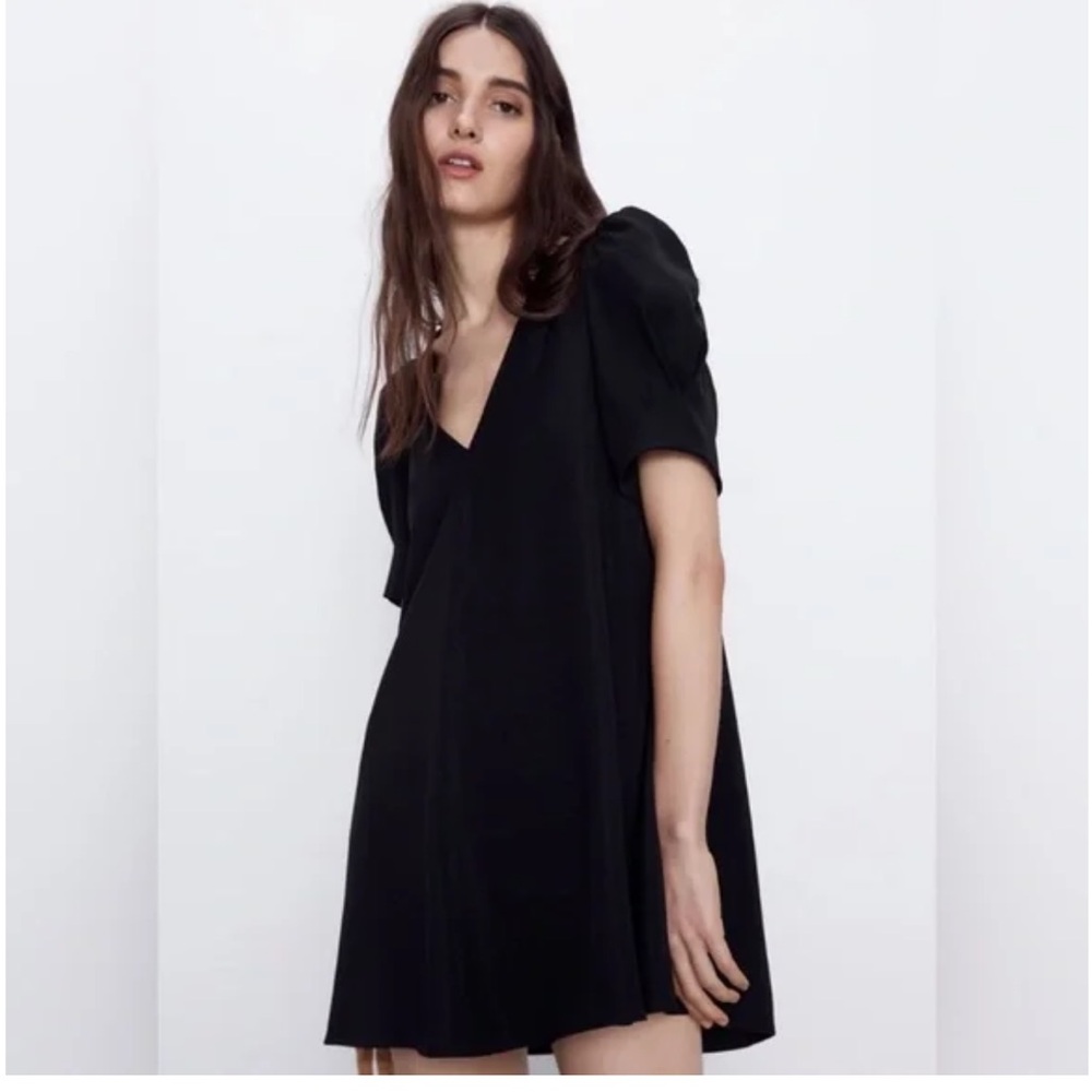 Zara Black Puff Sleeve Dress- worn 2-3 times. Great shape‎